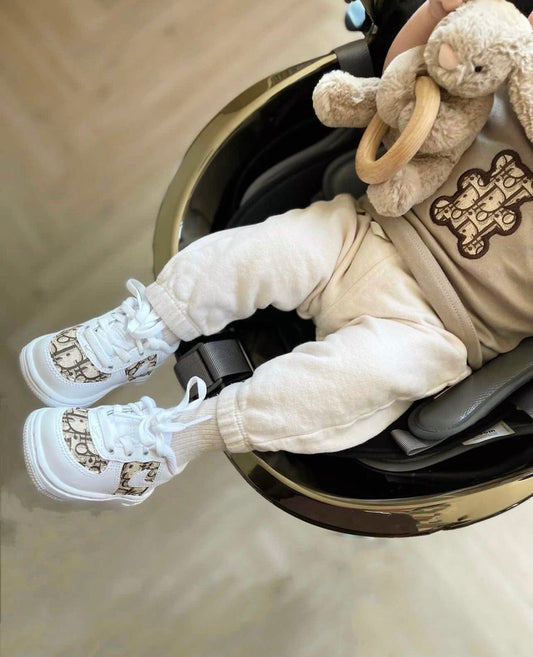 White AF1 x CD Beige KLITTENBAND SCHOENEN!